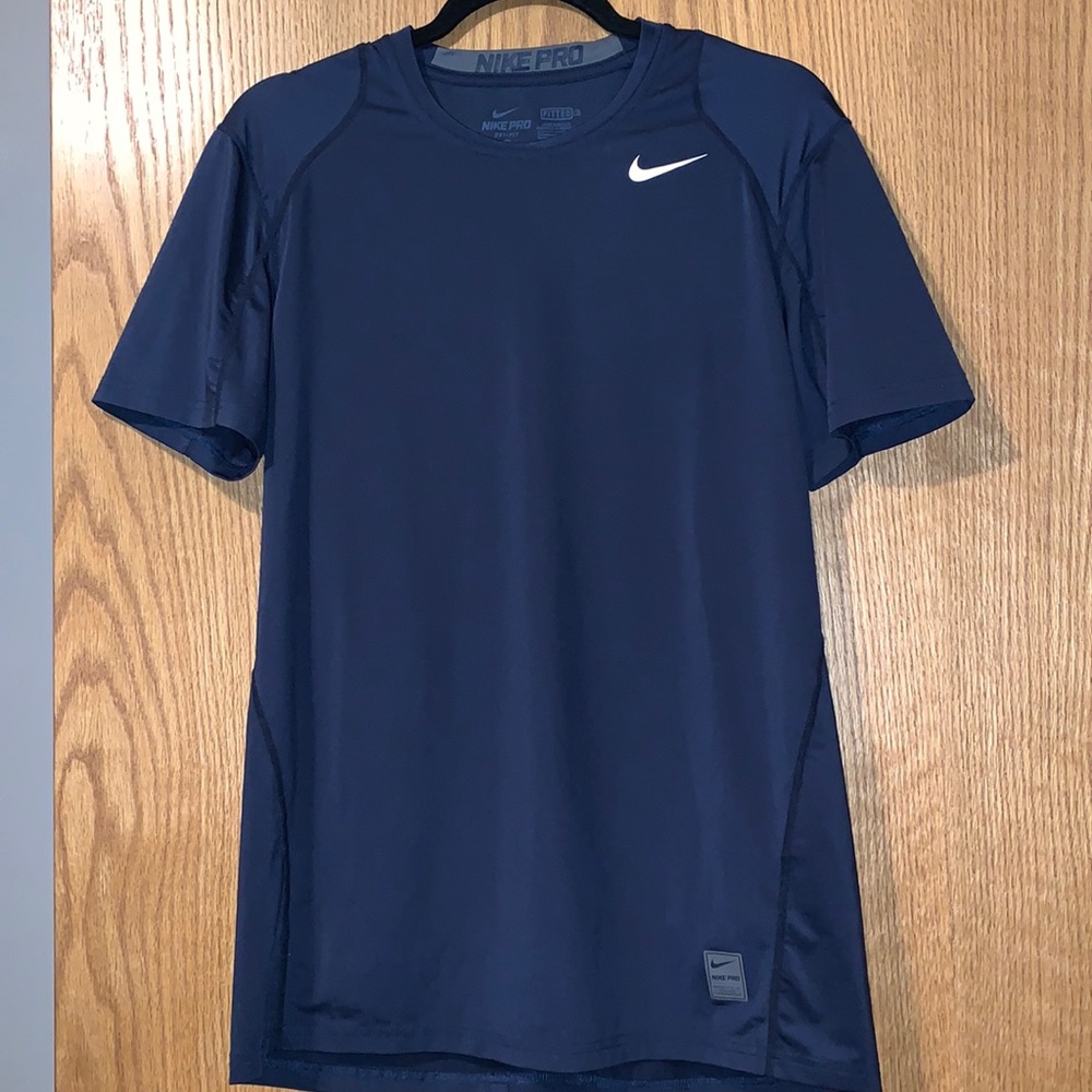 Men’s Nike pro fitted shirt
